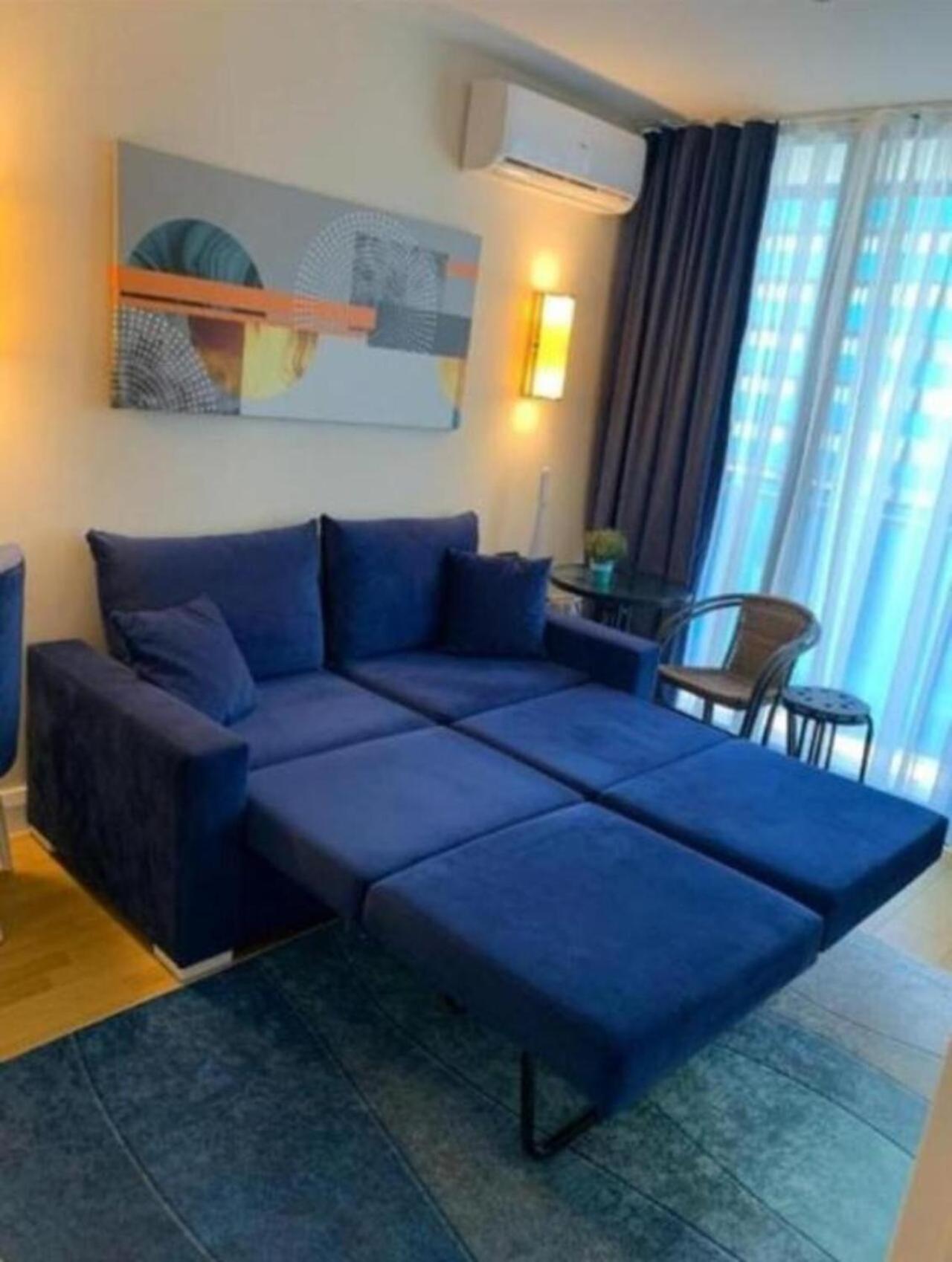 Apartamento Holiday In Orbi Batumi Exterior foto